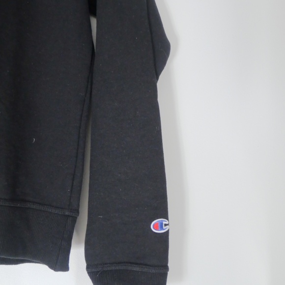 Champion - Black Sweater - Picture 2 of 2
